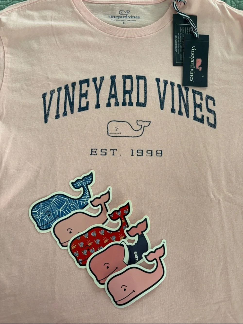 Vineyard Vines Pink Tee with Navy Logo-Firm price - Picture 2 of 6